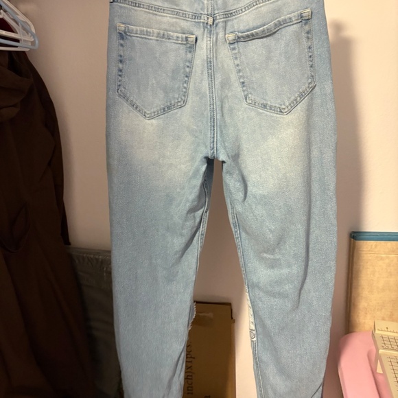 Jeans - Picture 2 of 4